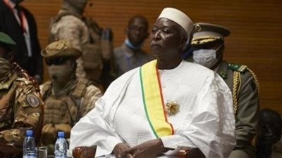 رفع الإقامة الجبرية عن رئيس مالي المؤقت ورئيس الوزراء 