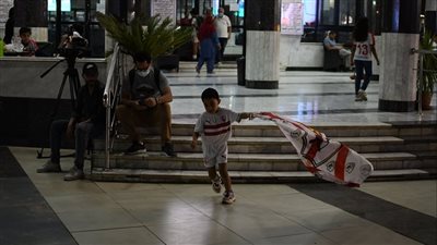 أطفال الفريق الأبيض يحتفلون بدرع الدروي بـ