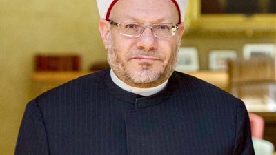 الإفتاء: يجوز إخراج أموال الزكاة والصدقات والتبرعات للعاجز عن تكاليف الزواج