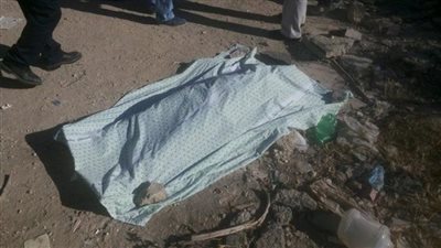 بسبب سوء السلوك.. عامل يذبح شقيقته في الشارع ويسلم نفسه للشرطة بسوهاج 