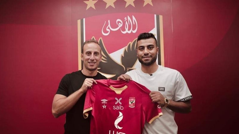 حسام حسن مهاجم الأهلي