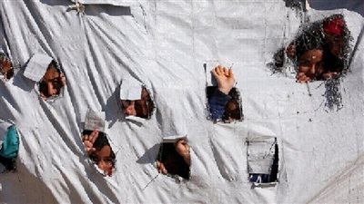 النيران تلتهم النساء والأطفال في حريق بمخيم الهول شمال سوريا