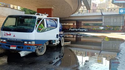 القابضة للمياه: إصلاح كسر خط طرد الصرف الصحي بشارع المتحف الزراعي