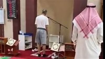 رفع الأذان بـ