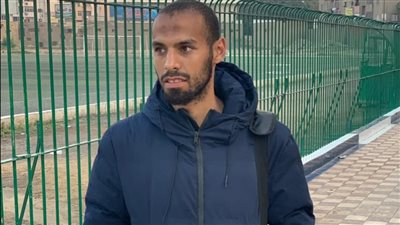 عمر دعبس مدربا لحراس مرمى بيراميدز مواليد 2010