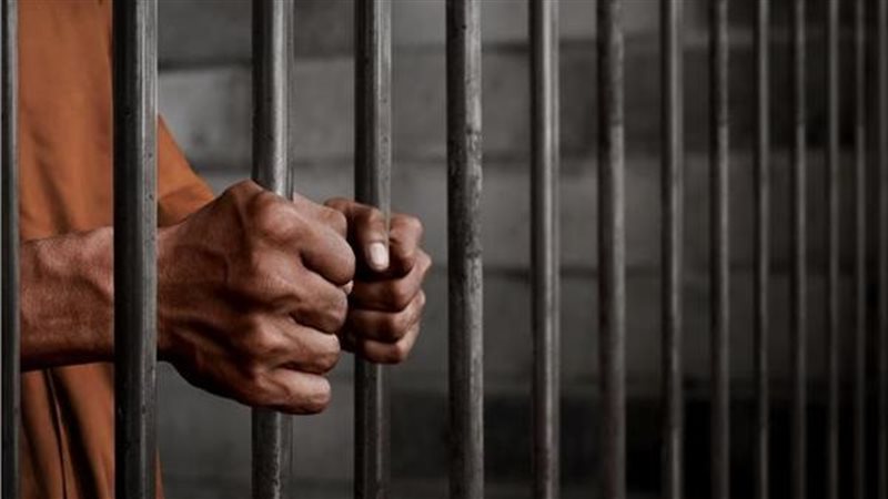 حبس عاطل وزوجته بتهمة