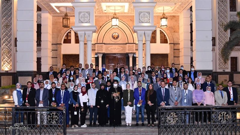 البابا تواضروس ووفد