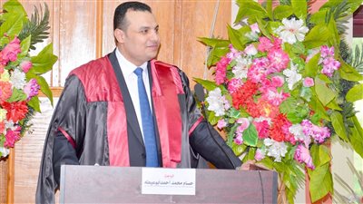 رئيس محكمة غرب الإسكندرية يحصل على الدكتوراه فى الحقوق