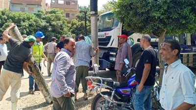 محافظ الشرقية يكلف بشفط تراكمات مياه الصرف الصحى بكفر الحمام 