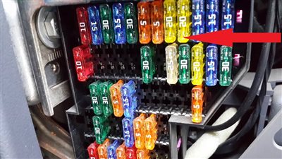 وظائف فيوز السيارات وطرق حمايتها من التلف