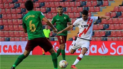 فوز فاييكانو وأوساسونا على غرناطة وقادش في الليجا