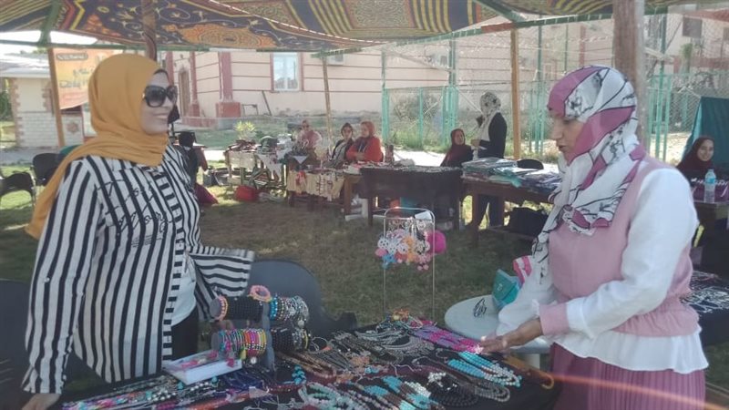 تدريب ٥٠٠ سيدة منتجة بوحدة