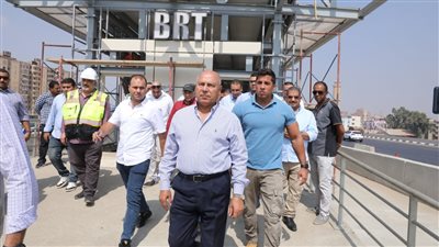 وزير النقل: مواقف وأماكن انتظار أسفل الدائري وربطها مع محطات الأتوبيس الترددي