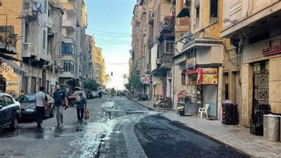 استعداد للشتاء.. الصرف الصحى بالإسكندرية تواصل أعمال تطهير الشنايش والمطابق 