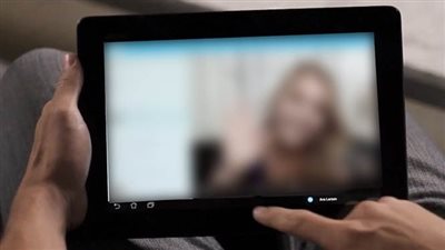 حجز 3 أشخاص بتهمة ابتزاز السيدات والتهديد بنشر صور فاضحة لهن في 3 محافظات