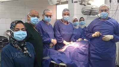 مستشفى المنشاوى العام بطنطا تنجح في إنقاذ شاب تعرض لجرح نافذ بالرقبة|صور