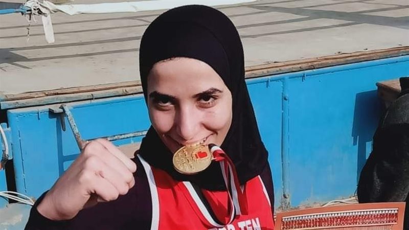 يمنى عياد, فيتو