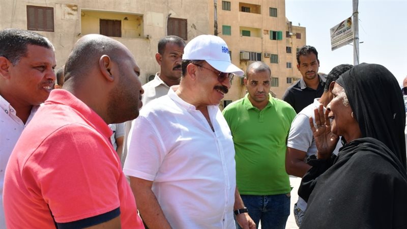 جولة محافظ أسوان