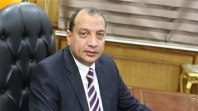 رئيس جامعة بني سويف يرأس اجتماع مركز الورش والخدمات الطلابية