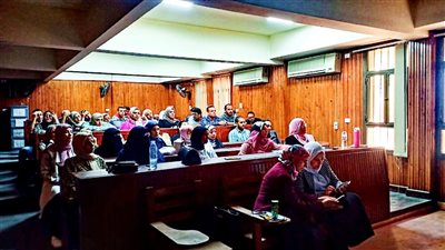 بحضور 65 طبيبًا.. دورة تدريبية في العلاج التحفظي بإدارة طب الأسنان