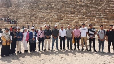 السياحة والآثار تنظم برنامجا سياحيا لأوائل الثانوية العامة