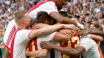 30 دقيقة.. محمد قدوس يسجل هدف التعادل لـ أياكس في مرمى ليفربول