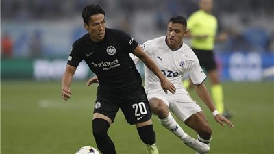 آينتراخت فرانكفورت يفوز على مارسيليا 0/1 بدوري أبطال أوروبا 
