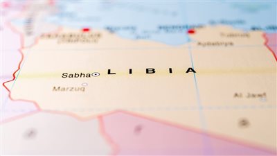 رويترز: انفجار خزان وقود في مدينة سبها الليبية