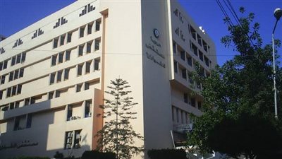 خروج فتاة المنصورة من المستشفى بعد تعرضها للطعن.. ومصدر طبي يكشف حالتها الصحية 