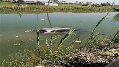 مصرع طفل وإصابة شقيقه في سقوط سيارة بترعة بسوهاج 