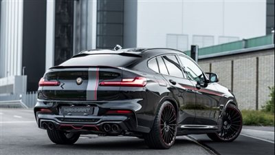 تعديلات في المحرك والتصميم في سيارات مانهارت X4 M كومبتيشن