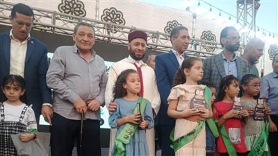 أسامة الأزهري يكرم 200 طفل من حفظة القرآن الكريم في ههيا بمحافظة الشرقية| صور