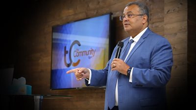 رئيس الإنجيلية يشهد تخرج دفعة جديدة من كلية كورنرستون للعلوم اللاهوتية