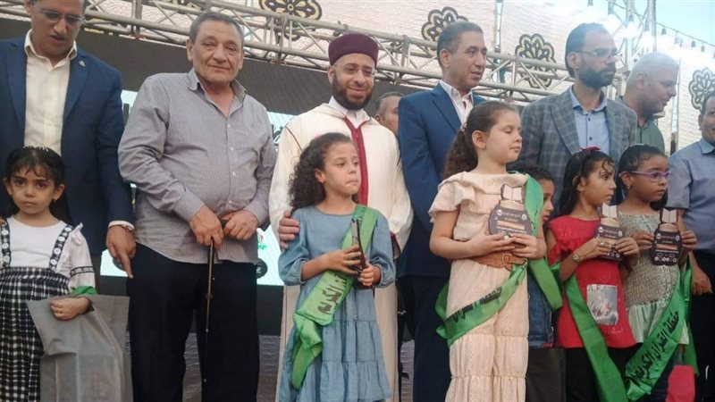 تكريم الشيخ اسامة
