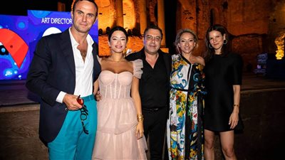 سينتيا خليفة مع صناع 