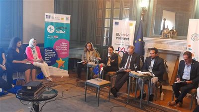 سفير الاتحاد الأوروبي يلتقي عدد من الشباب بالإسكندرية