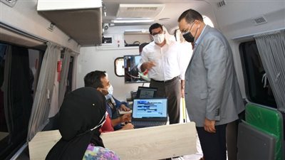 يعمل كل أربعاء.. خدمات سريعة يوفرها المركز التكنولوجي المتنقل لسكان النزهة بالقاهرة
