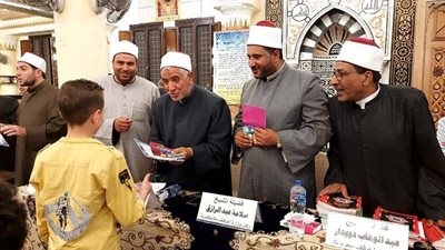 مديريات الأوقاف تكرم الأطفال المتميزين في النشاط الصيفي | صور 