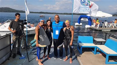 وزير الرياضة يشيد بنتائج البعثة المصرية فى بطولة العالم للسباحة بالزعانف 