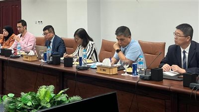 اقتصادية قناة السويس تبحث التعاون في الصناعات الكيماوية مع وفد صيني