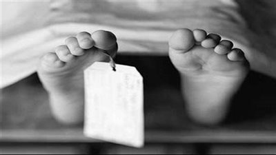 الطب الشرعي يناظر جثمان شاب شُقت رأسه نصفين على يد شقيقه بقنا