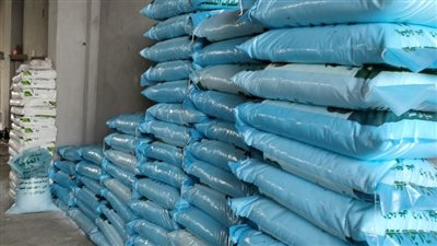 ضبط 175 طن أسمدة زراعية مجهولة المصدر بالمنوفية