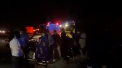 أول فيديو لنقل المصابين في حادث طريق رأس غارب