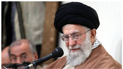  خامنئي عن موت مهسا أميني: أحرق قلوبنا