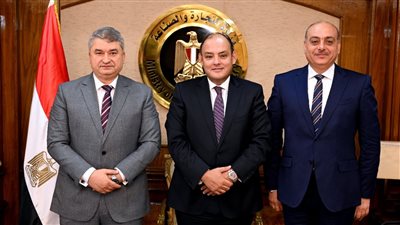 تكليف المهندس محمد عبد الكريم للقيام بأعمال رئيس هيئة التنمية الصناعية لمدة عام 