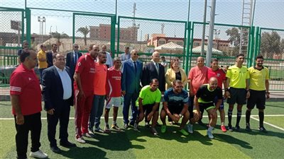 رئيس جامعة بنها يفتتح الدورة الرياضية للعاملين