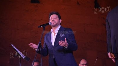 هاني شاكر يجري البروفات النهائية استعدادا لحفله بمهرجان الموسيقي العربية|فيديو