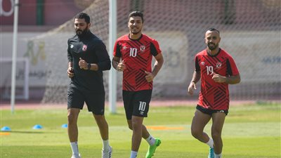 مران الأهلي.. شريف وأفشة يواصلان البرنامج التأهيلي