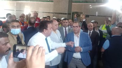 وزير الصحة يحيل العاملين بمستشفى الإيمان بأسيوط للتحقيق | فيديو 