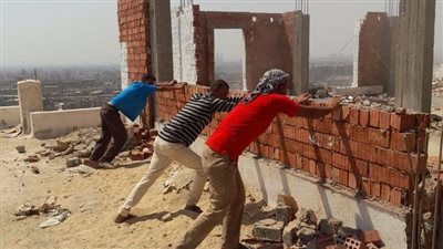 غلق 6 محلات مخالفة بكورنيش المقطم وإيقاف أعمال مخالفة بفيلا ذات طراز معمارى بالمعادي|صور